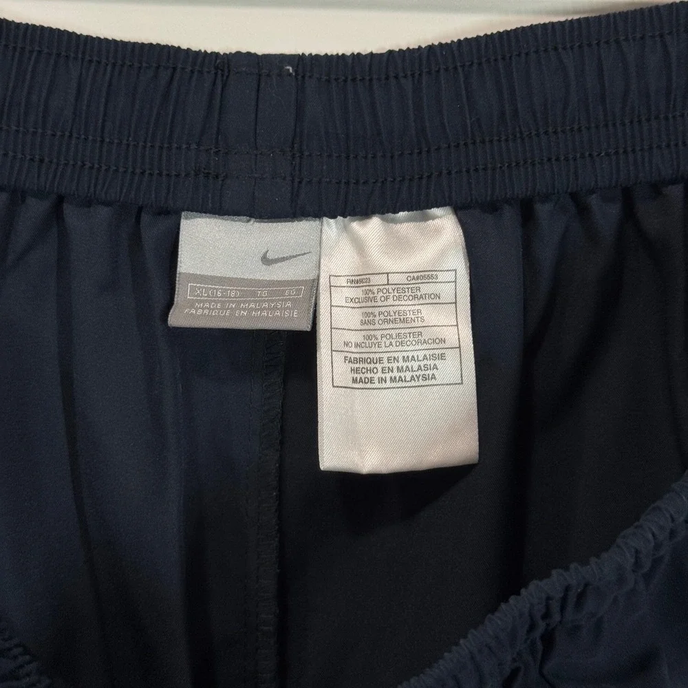 Nike Track Pants Boys XL Navy Blue White Swoosh Side Stripe Athletic Sporty Y2K
